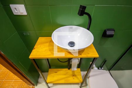 Casa à venda com 130m², 3 quartos e 3 vagasBanheiro (Casa 1)