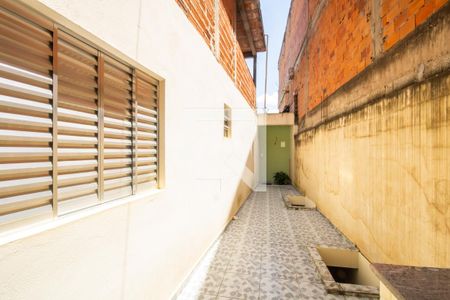 Casa à venda com 130m², 3 quartos e 3 vagasQuintal Lateral