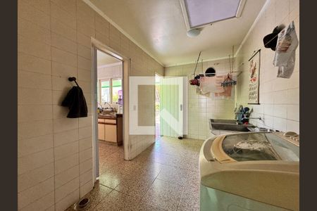 Casa para alugar com 500m², 4 quartos e 5 vagasLavanderia