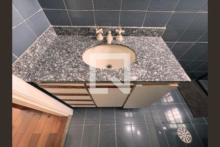 Casa para alugar com 500m², 4 quartos e 5 vagasBanheiro da suíte 3