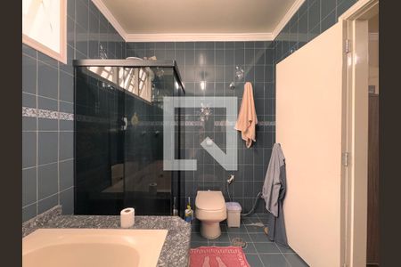 Casa para alugar com 500m², 4 quartos e 5 vagasBanheiro da suíte 2