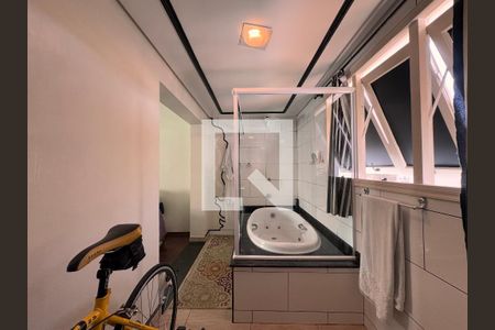 Casa para alugar com 500m², 4 quartos e 5 vagasBanheiro da Suíte 1