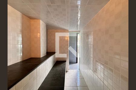 Casa para alugar com 500m², 4 quartos e 5 vagasSaúna