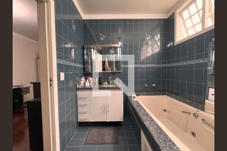 Casa para alugar com 500m², 4 quartos e 5 vagasBanheiro da suíte 2