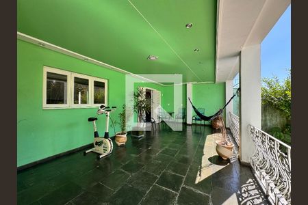 Casa para alugar com 500m², 4 quartos e 5 vagasVaranda