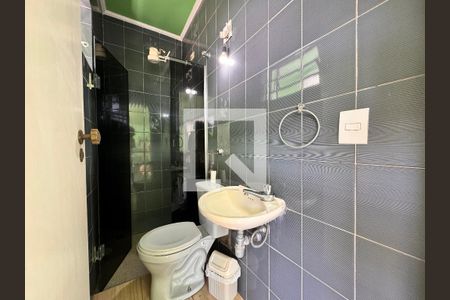 Casa para alugar com 500m², 4 quartos e 5 vagasBanheiro 1