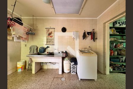 Casa para alugar com 500m², 4 quartos e 5 vagasLavanderia