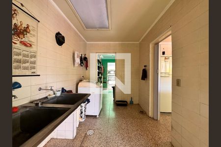 Casa para alugar com 500m², 4 quartos e 5 vagasLavanderia