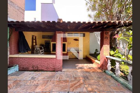 Casa para alugar com 500m², 4 quartos e 5 vagasChurrasqueira