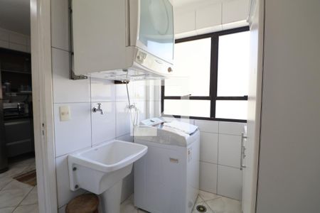 Apartamento para alugar com 136m², 4 quartos e 2 vagasÁrea de Serviço