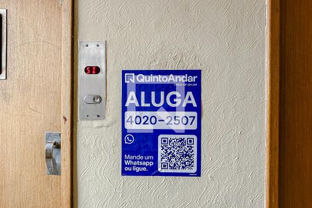 Apartamento à venda com 40m², 1 quarto e sem vagaPlaquinha