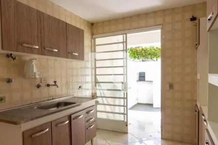 Casa à venda com 100m², 3 quartos e 2 vagas