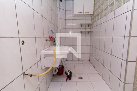 Casa de condomínio à venda com 129m², 3 quartos e 1 vaga Casa de condomínio à venda com 129m², 3 quartos e 1 vagaÁrea de Serviço