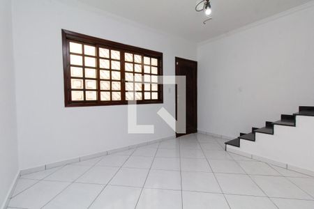 Sala de casa de condomínio para alugar com 3 quartos, 129m² em Vila Ré, São Paulo