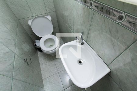 Casa de condomínio à venda com 129m², 3 quartos e 1 vaga Casa de condomínio à venda com 129m², 3 quartos e 1 vagaBanheiro 2