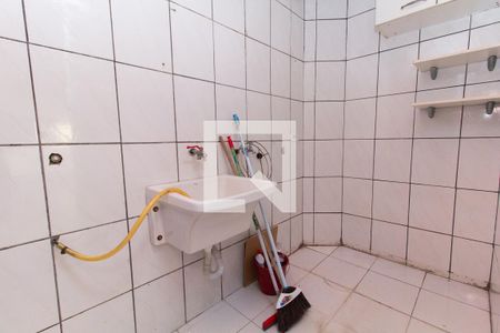 Casa de condomínio à venda com 129m², 3 quartos e 1 vaga Casa de condomínio à venda com 129m², 3 quartos e 1 vagaÁrea de Serviço