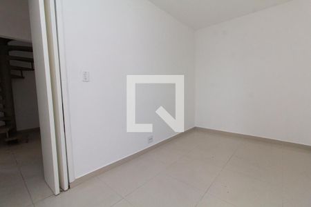Quarto 1 de casa de condomínio para alugar com 3 quartos, 129m² em Vila Ré, São Paulo