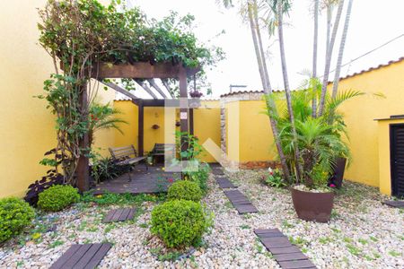 Casa de condomínio à venda com 129m², 3 quartos e 1 vaga Casa de condomínio à venda com 129m², 3 quartos e 1 vagaÁrea comum - Jardim