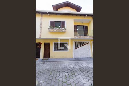 Casa de condomínio à venda com 129m², 3 quartos e 1 vaga Casa de condomínio à venda com 129m², 3 quartos e 1 vagaFachada Interna