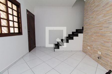 Sala de casa de condomínio para alugar com 3 quartos, 129m² em Vila Ré, São Paulo