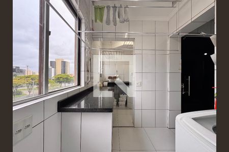 Apartamento à venda com 130m², 2 quartos e 1 vagaÁrea de Serviço