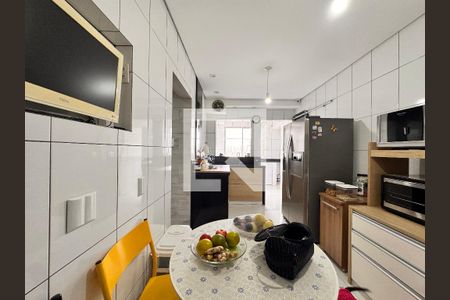 Apartamento à venda com 130m², 2 quartos e 1 vagaCozinha