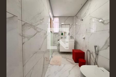 Apartamento à venda com 130m², 2 quartos e 1 vagaBanheiro