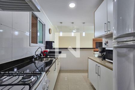 Apartamento para alugar com 87m², 2 quartos e 2 vagas Apartamento para alugar com 87m², 2 quartos e 2 vagasCozinha