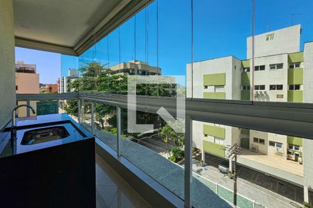Apartamento para alugar com 87m², 2 quartos e 2 vagas Apartamento para alugar com 87m², 2 quartos e 2 vagasVaranda
