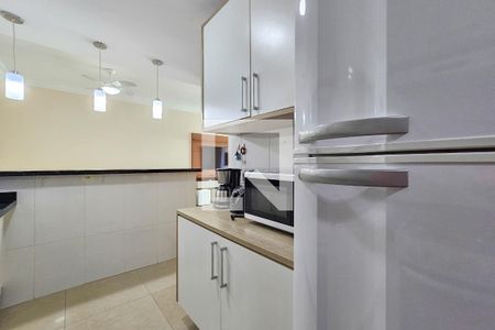 Apartamento para alugar com 87m², 2 quartos e 2 vagas Apartamento para alugar com 87m², 2 quartos e 2 vagasCozinha