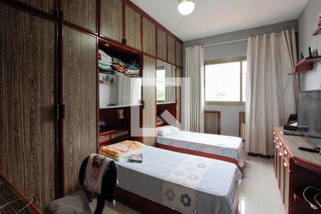 Apartamento à venda com 100m², 2 quartos e 2 vagasQuarto 1