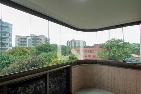 Apartamento à venda com 100m², 2 quartos e 2 vagasVaranda