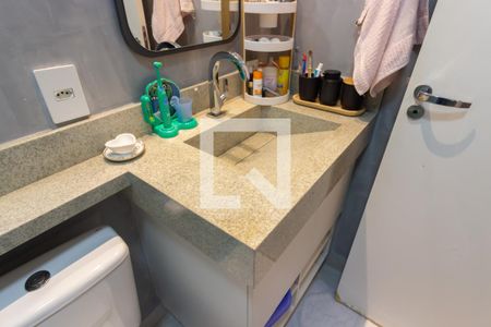 Apartamento à venda com 44m², 2 quartos e 1 vaga Apartamento à venda com 44m², 2 quartos e 1 vagaBanheiro