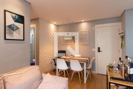 Apartamento à venda com 44m², 2 quartos e 1 vaga Apartamento à venda com 44m², 2 quartos e 1 vagaSala