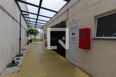 Apartamento à venda com 44m², 2 quartos e 1 vaga Apartamento à venda com 44m², 2 quartos e 1 vagaFachada e portaria