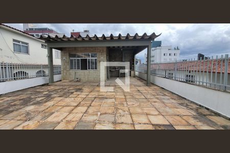 Apartamento à venda com 220m², 5 quartos e 3 vagas