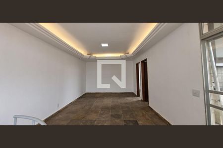 Apartamento à venda com 220m², 5 quartos e 3 vagas