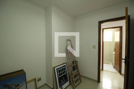 Casa de condomínio à venda com 204m², 4 quartos e 2 vagasQuarto 1