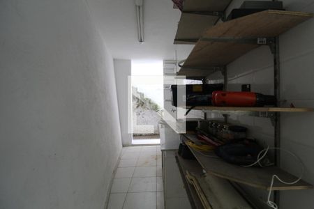 Casa de condomínio à venda com 204m², 4 quartos e 2 vagasÁrea de serviço