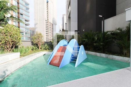 Studio à venda com 32m², 1 quarto e sem vagaÁrea comum - Playground