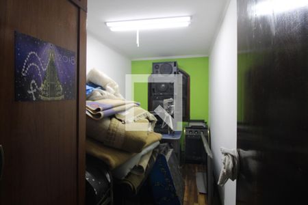 Casa à venda com 334m², 3 quartos e 4 vagasQuarto de serviço