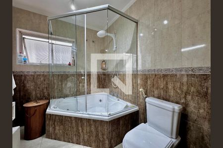 Casa para alugar com 250m², 4 quartos e 3 vagas Casa para alugar com 250m², 4 quartos e 3 vagasBanheiro Suíte 1