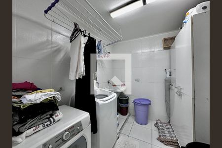 Casa para alugar com 250m², 4 quartos e 3 vagas Casa para alugar com 250m², 4 quartos e 3 vagasÁrea de Serviço