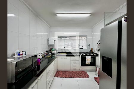 Casa para alugar com 250m², 4 quartos e 3 vagas Casa para alugar com 250m², 4 quartos e 3 vagasCozinha