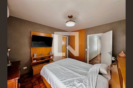 Casa para alugar com 250m², 4 quartos e 3 vagas Casa para alugar com 250m², 4 quartos e 3 vagasSuíte 1