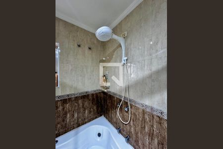 Casa para alugar com 250m², 4 quartos e 3 vagas Casa para alugar com 250m², 4 quartos e 3 vagasBanheiro Suíte 1