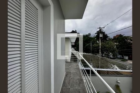 Casa para alugar com 250m², 4 quartos e 3 vagas Casa para alugar com 250m², 4 quartos e 3 vagasSacada Suíte 2 e 3