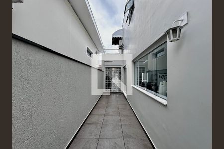 Casa para alugar com 250m², 4 quartos e 3 vagas Casa para alugar com 250m², 4 quartos e 3 vagasQuintal