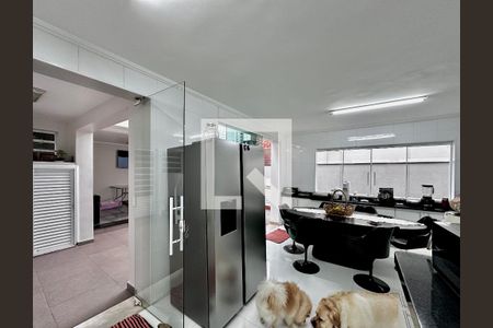 Casa para alugar com 250m², 4 quartos e 3 vagas Casa para alugar com 250m², 4 quartos e 3 vagasCozinha
