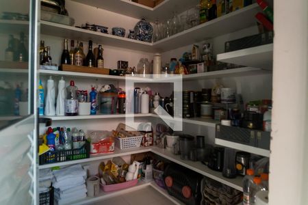 Apartamento à venda com 157m², 4 quartos e 3 vagasDespensa